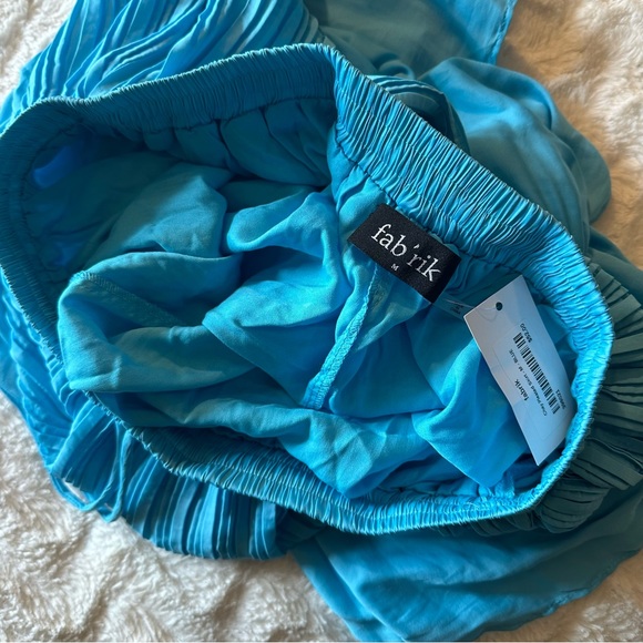 fab'rik Chay Pleated Aqua Teal Blue A-Line Skirt Size Medium - Picture 10 of 14